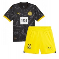 Camisa de Futebol Borussia Dortmund Mats Hummels #15 Equipamento Secundário Infantil 2023-24 Manga Curta (+ Calças curtas)